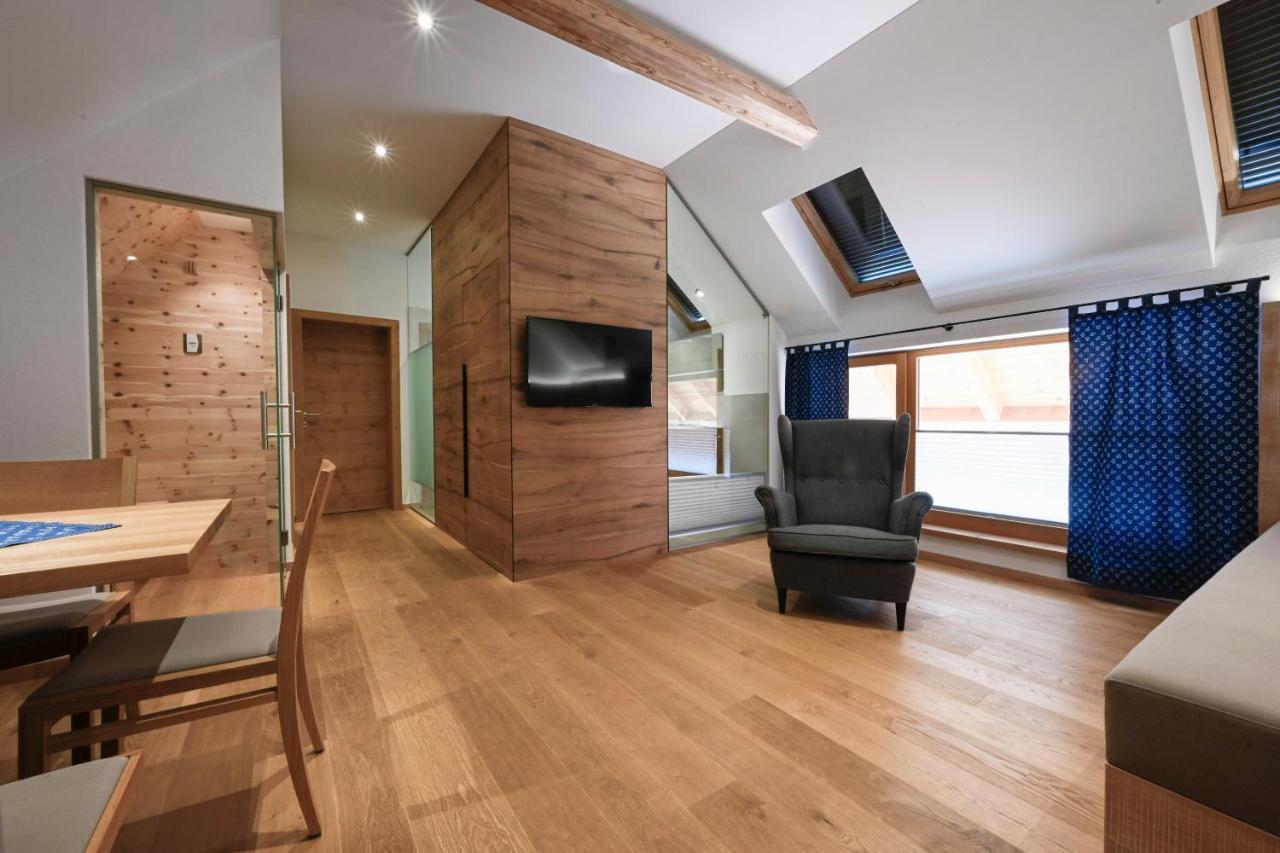 Winzerhof Kiss Hotel Jois Bagian luar foto