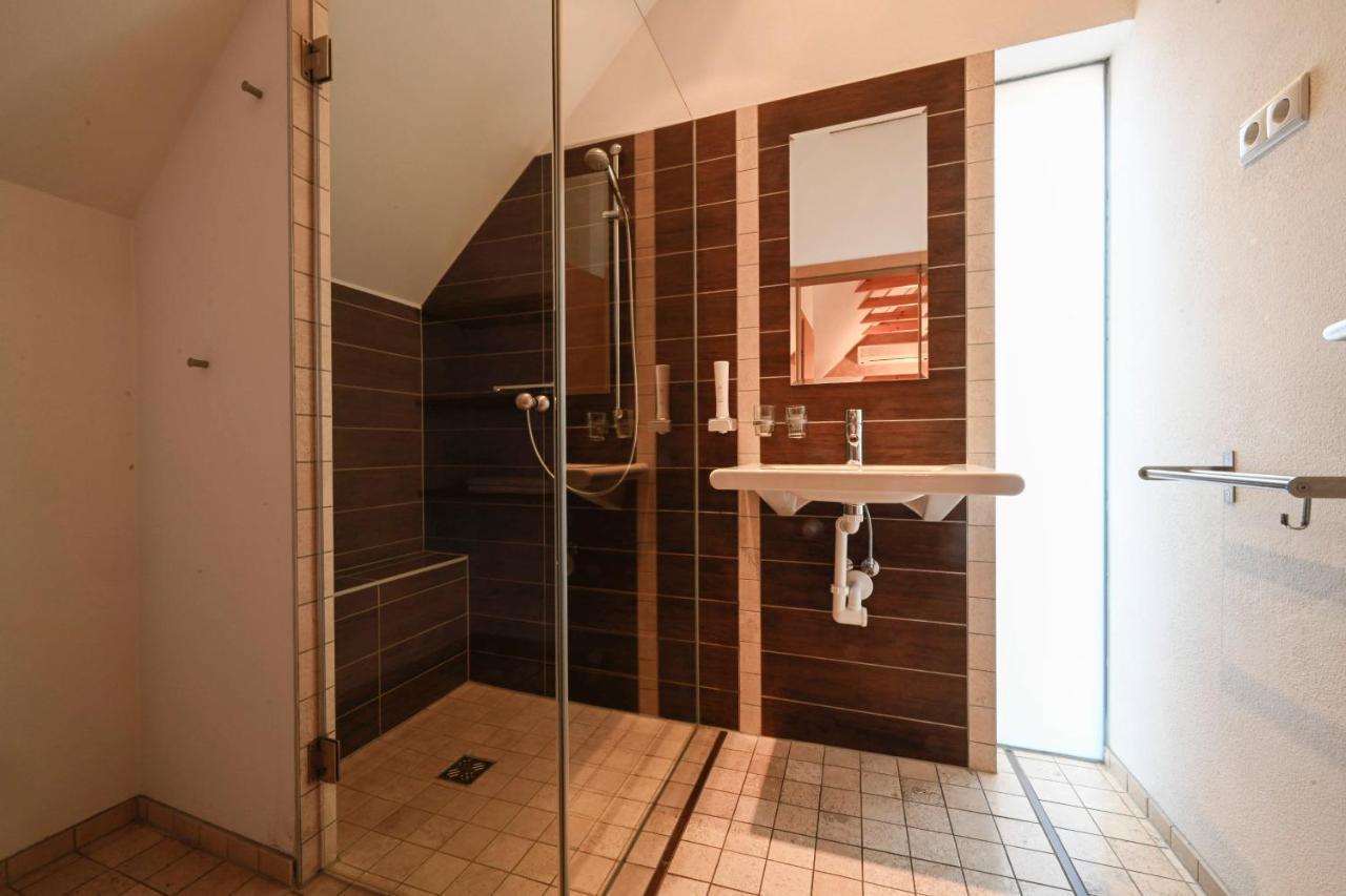 Winzerhof Kiss Hotel Jois Bagian luar foto